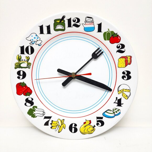 Plate Design Kitchen Clock White Foods & Cutlery Arms Tested Vintage - Picture 1 of 3